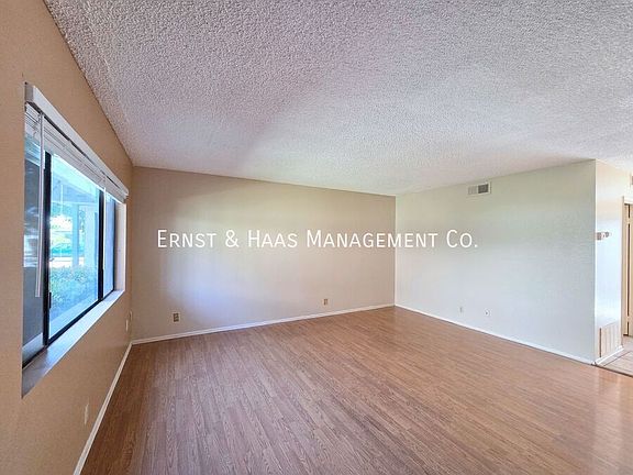 3rd image of 11733 207th St