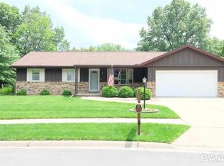 1628 W Country Oaks Ct, Dunlap, IL 61525