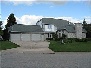1st image of 758 Thornecrest Ct