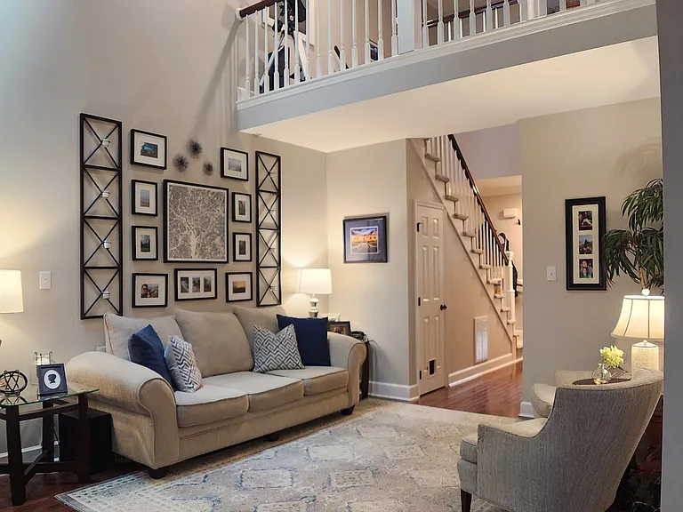 3836 Carnegie Ln — Photo 3