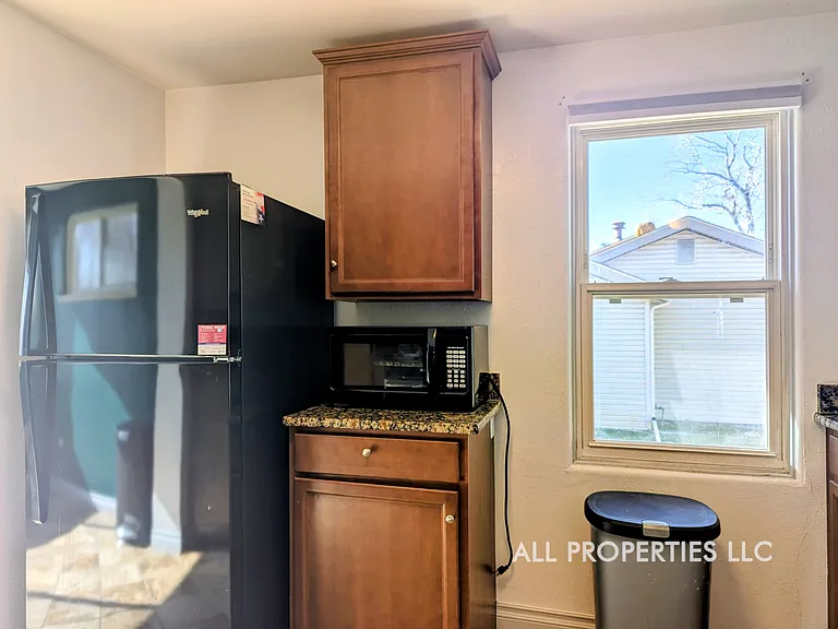 4544 S Grant St — Photo 15