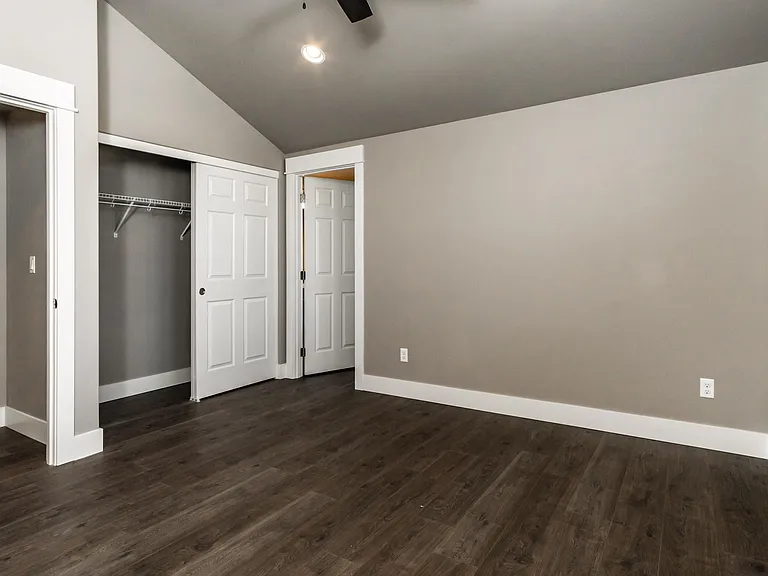 20500 Empire Ave — Photo 14