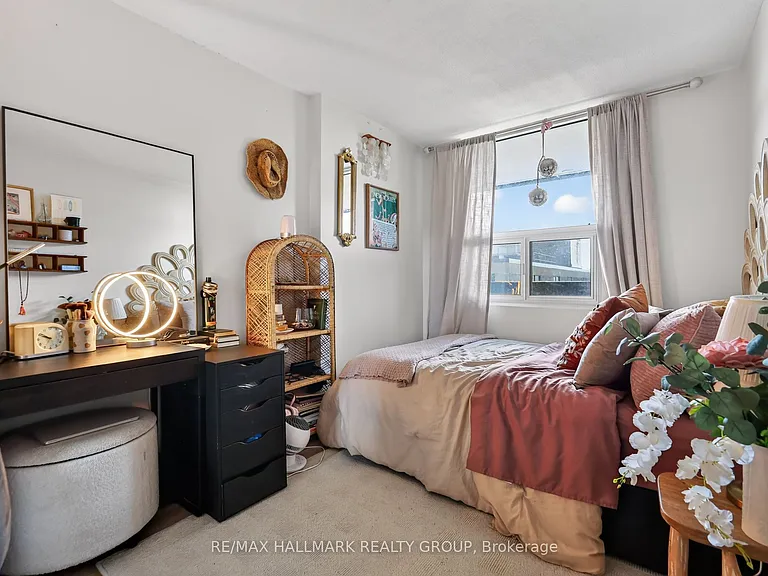 1380 Prince Of Wales Dr #703 — Photo 23