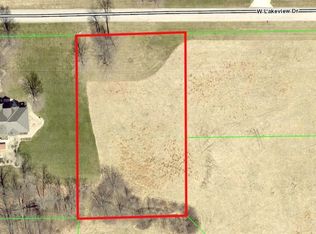 10 W Lakeview Dr, Peru, IN 46970