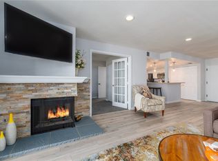 242 E Fern Ave APT 202, Redlands, CA 92373