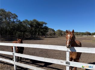 1841 Oak Mdws, Canyon Lake, TX 78133