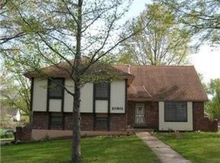 20801 W 52nd St, Shawnee, KS 66218
