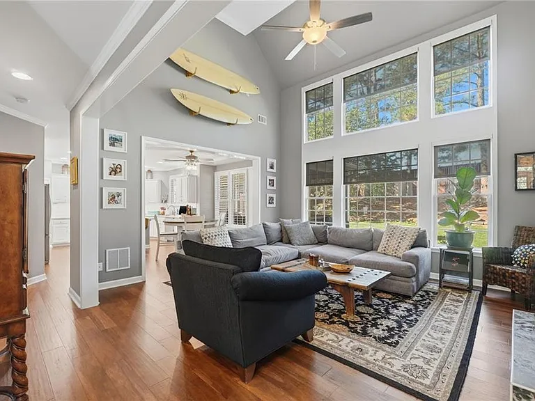1737 Kinsmon Cv — Photo 15