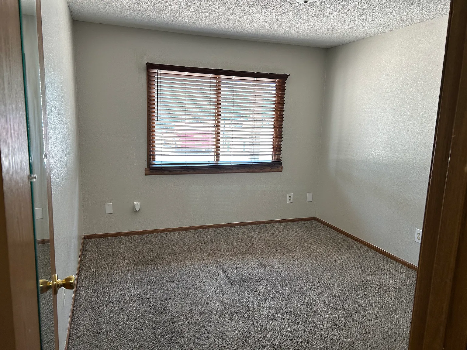 1 bed, 575 sqft, $650 — Photo 3