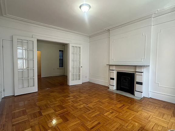 2nd image of 309 W 54th St APT 3A
