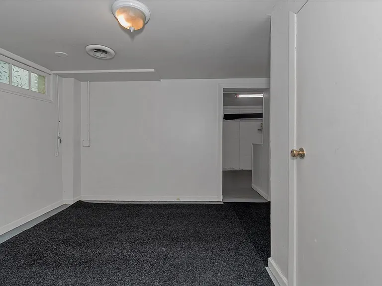 3160 Lake Ave — Photo 32