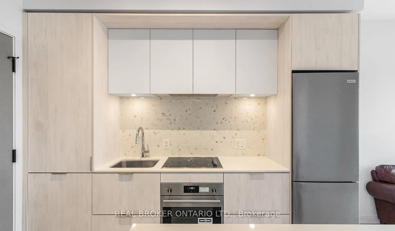 1 bed, $2,000 — Photo 3