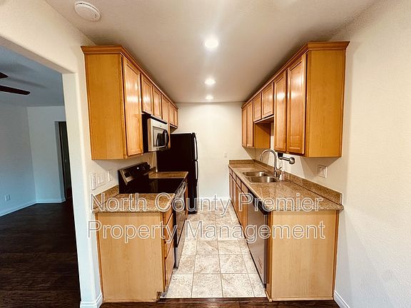 5th image of 2360 Paseo De Laura Unit 35
