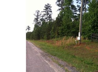 410 Willow Springs Ln, Social Circle, GA 30025