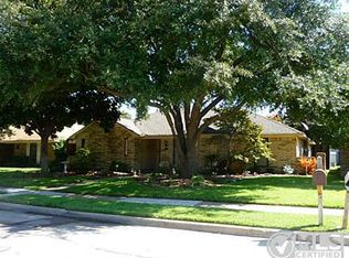 418 Brookfield Dr, Garland, TX