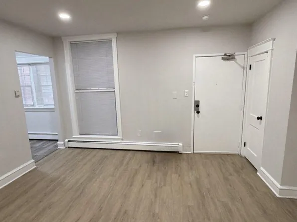 7092 Forrest Ave APT 103, Philadelphia, PA 19138