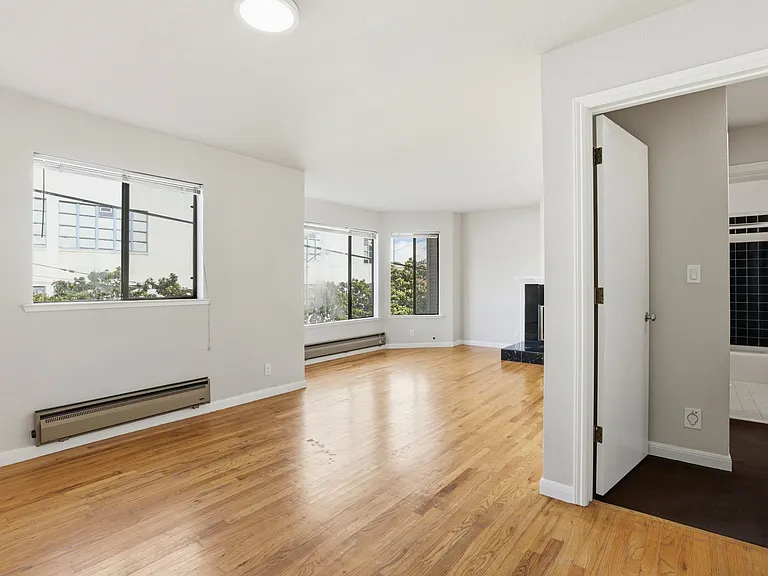 550 Church St #2 — Photo 9