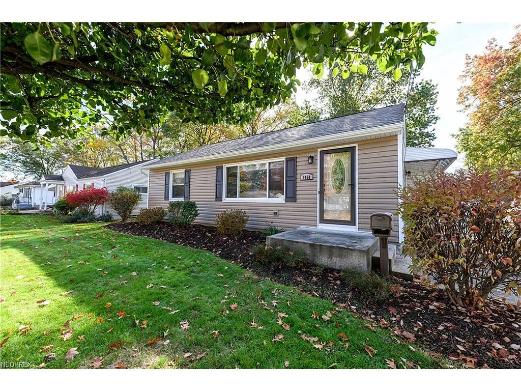 1458 Union St photo 1