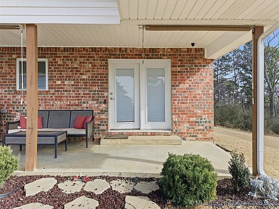 5th image of 18435 E 590th Rd