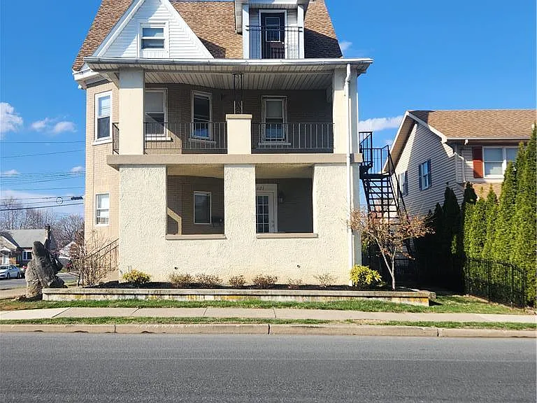 401 E Goepp St #2 — Photo 1