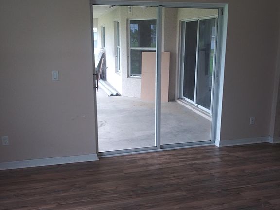 4th image of 1731 NW 19th Ter