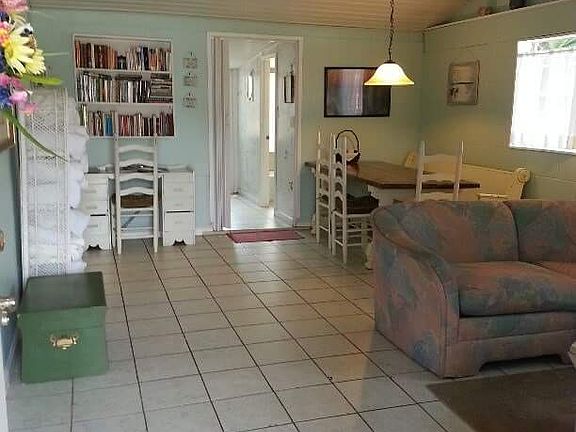 Family room furnished 