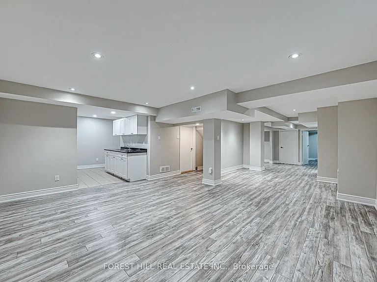 300 Conley St — Photo 26