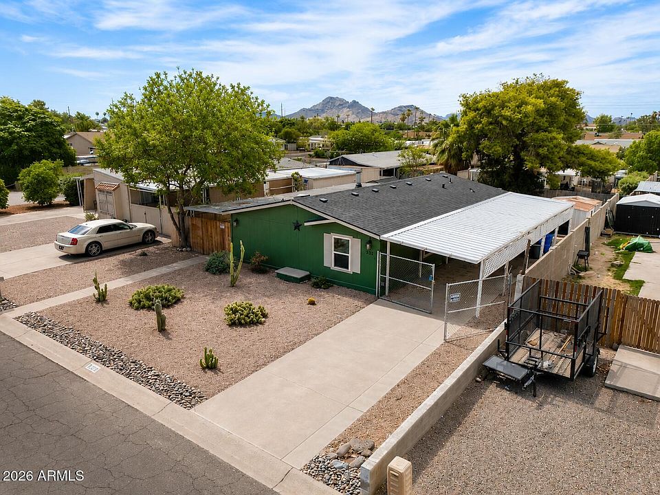 1st image of 233 E MICHELLE Drive