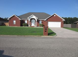 201 Cannondale Cir, Cowarts, AL 36321