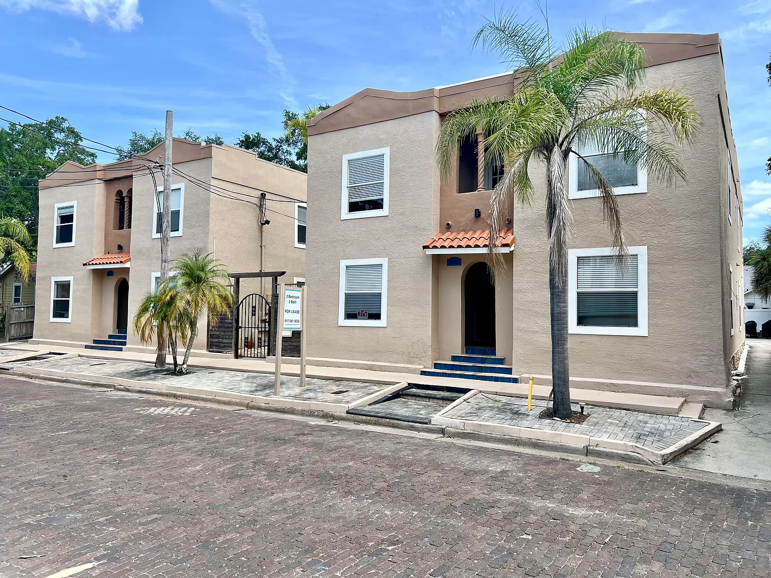 2 bed, 1200 sqft, $2,050 — Photo 1