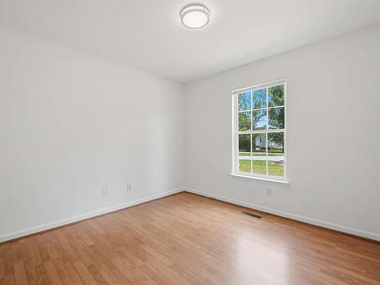 8506 Igou Gap Rd — Photo 13