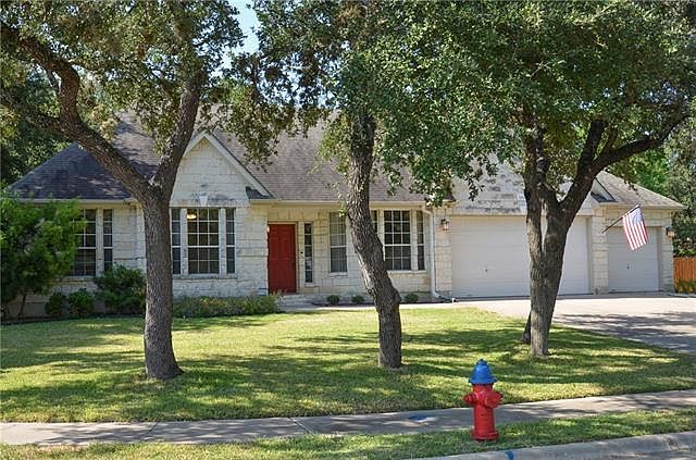 1st image of 1011 Forest Bluff Trl