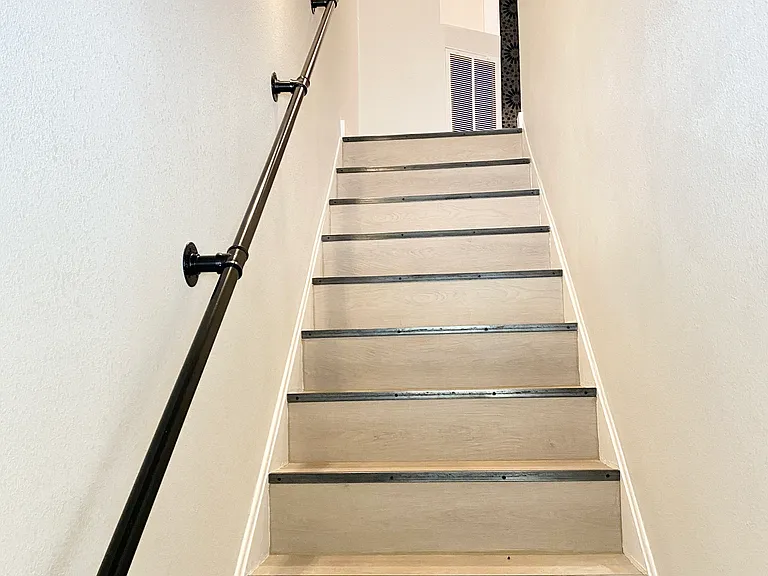 201 S Mitchell St #3 — Photo 6