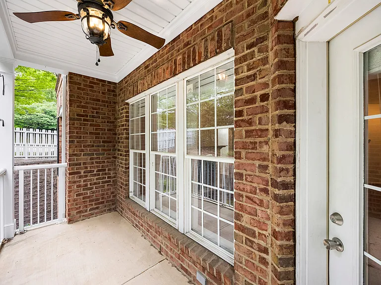 3228 Margellina Dr — Photo 23