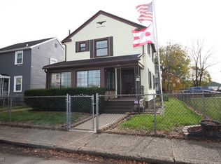 1726 Virginia Pl NE, Canton, OH