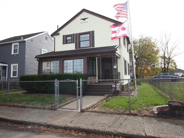 1726 Virginia Pl NE, Canton, OH 44705