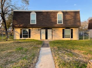 109 Sylvan St #A, La Porte, TX 77571