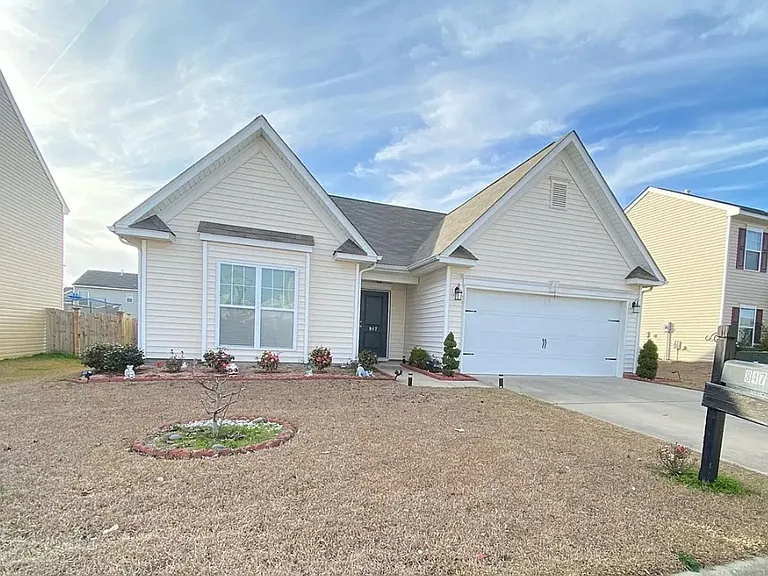 847 Dovefield Ln — Photo 1