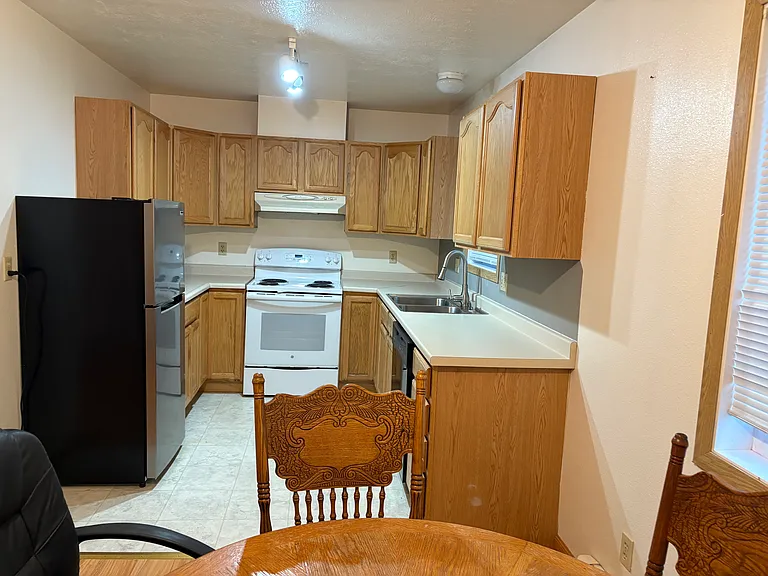 213 Yukon Dr — Photo 8
