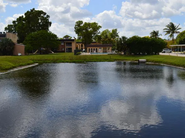 6100 Forest Hill Blvd, West Palm Beach, FL
