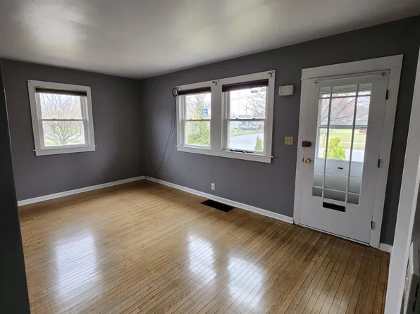 311 W Pine St, Athens, PA 18810