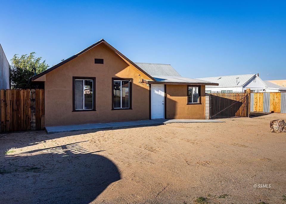 1st image of 6618 Inyokern Rd