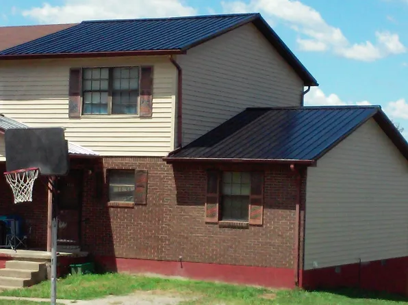 1228 Clear Ridge Ln, Radcliff, KY 40160