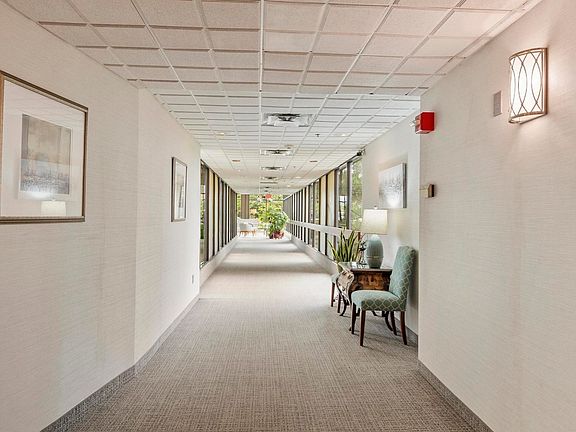 5th image of 40 Village Rd #910