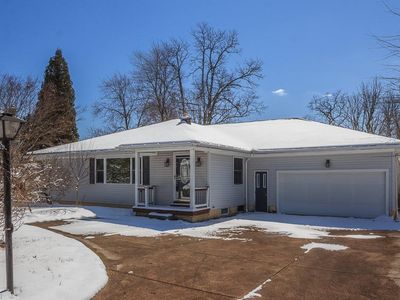 29380 Woodall Rd, Solon, OH, 44139