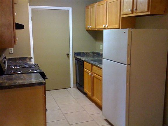 8246 Ned Av. kitchen