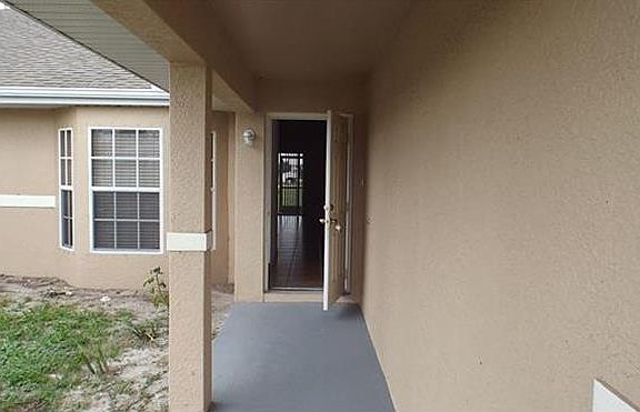 2nd image of 2304 NE 16th Ter