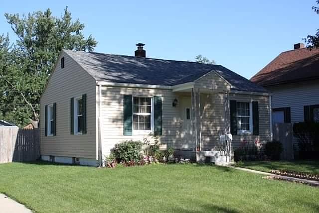 2nd image of 702 S 27th St