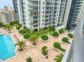 1050 Brickell Ave