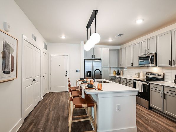 11391 Square St #2-2101